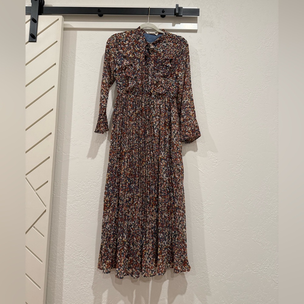 Floral Blue Long Sleeve Dress with Ruffle Detail Size Small